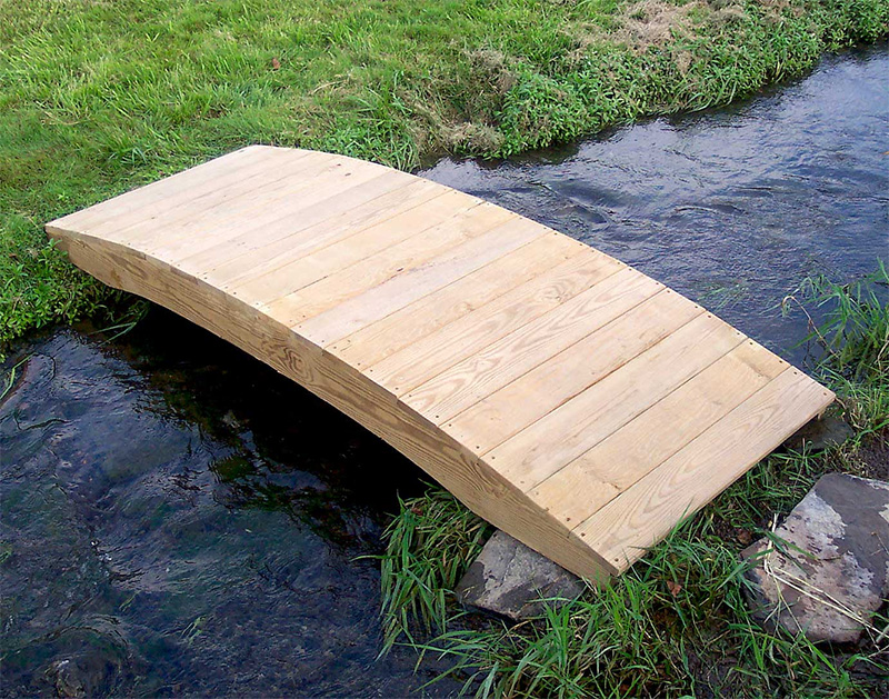 plank garden bridge