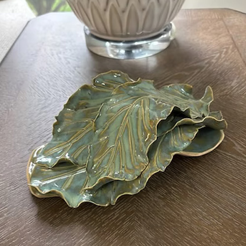 sculpure in blue