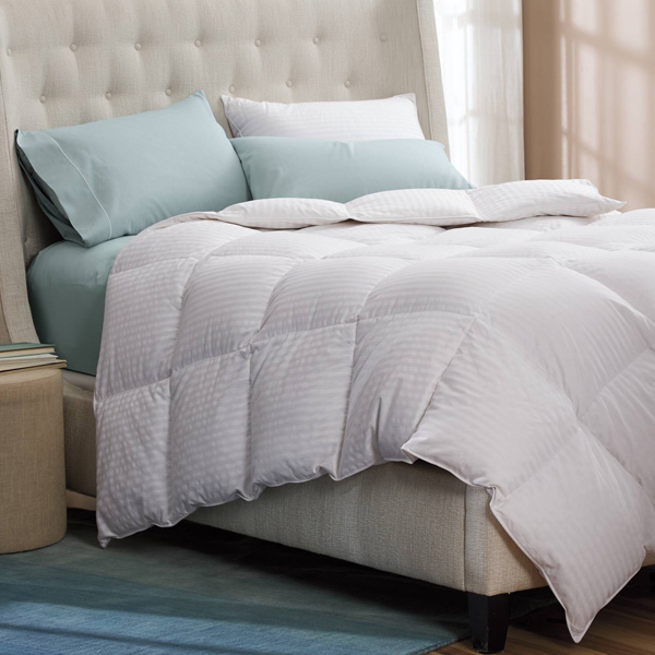 600 damask stripe
