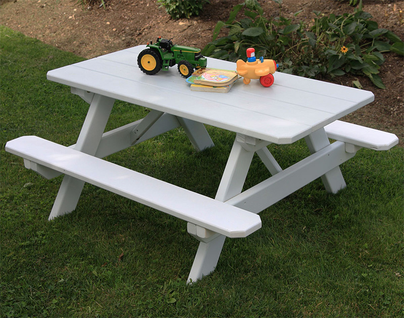 pine picnic table