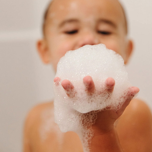 baby bubble bath