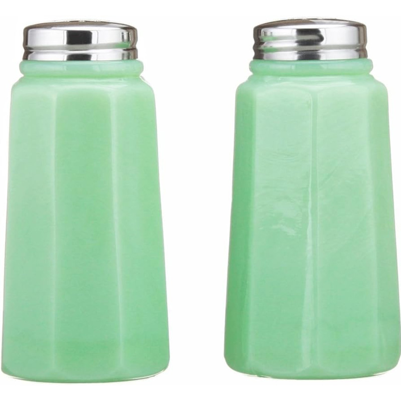 salt and pepper shaker 2